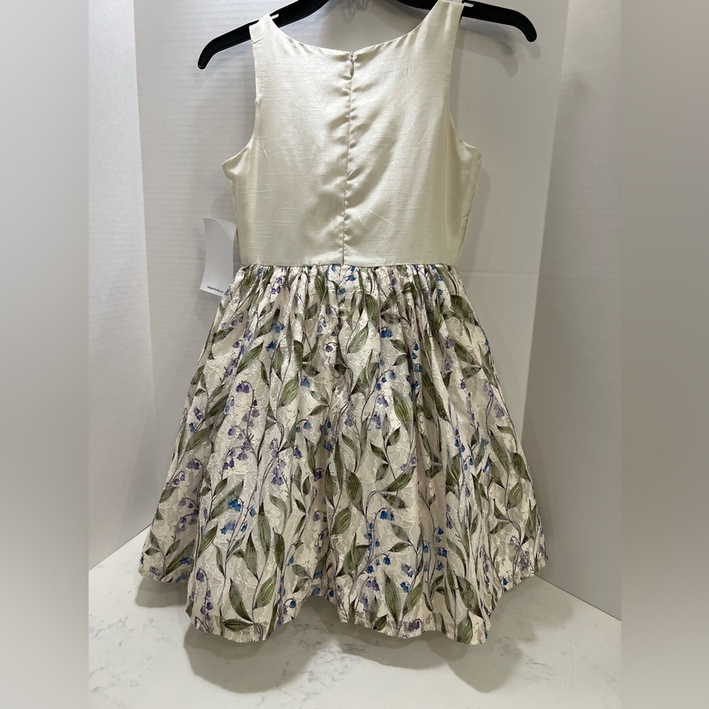Badgley Mischka Kids Dress in Cream and Blue Floral - Picture 8 of 12
